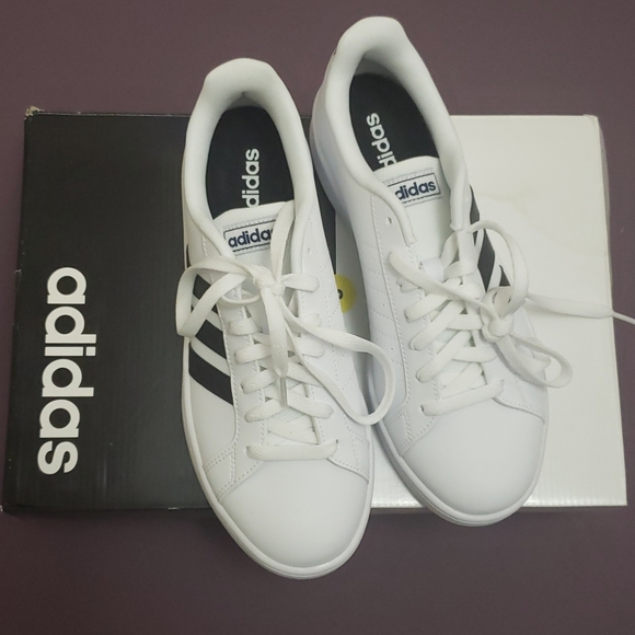 ADIDAS GRAND COURT SHOES - Picture 2 of 5